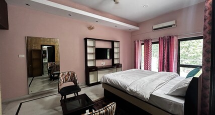Kings Villa 77 Room Type - Super Deluxe Room