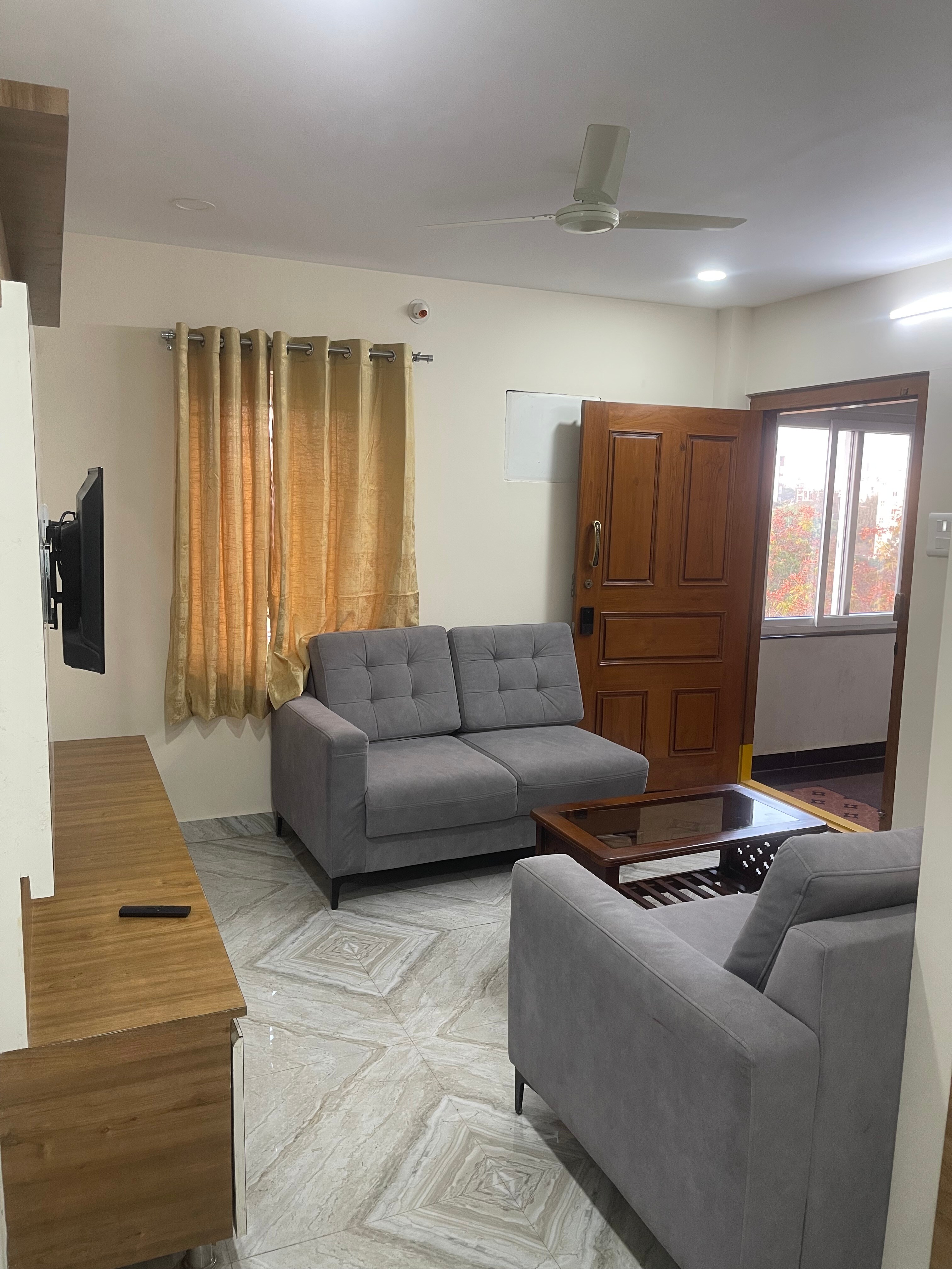 Ahasa Sapphire 3 Bhk Flat - Tap to explore photos