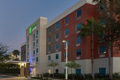 Holiday Inn Express Hotel & Suites Ft Lauderdale Airport/Cru