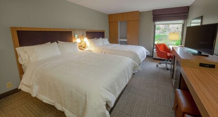 Hampton Inn by Hilton Hazleton Room Type - 2 QUEENS NONSMOKING