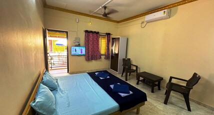 Coco Hut Devbaug Room Type - Deluxe Cottage