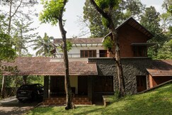 Address of Bee's Nature Nook Farmhouse Near Peechi Thrissur