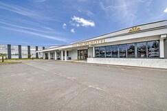 Palms Hotel & Retreat By Palette London Romford