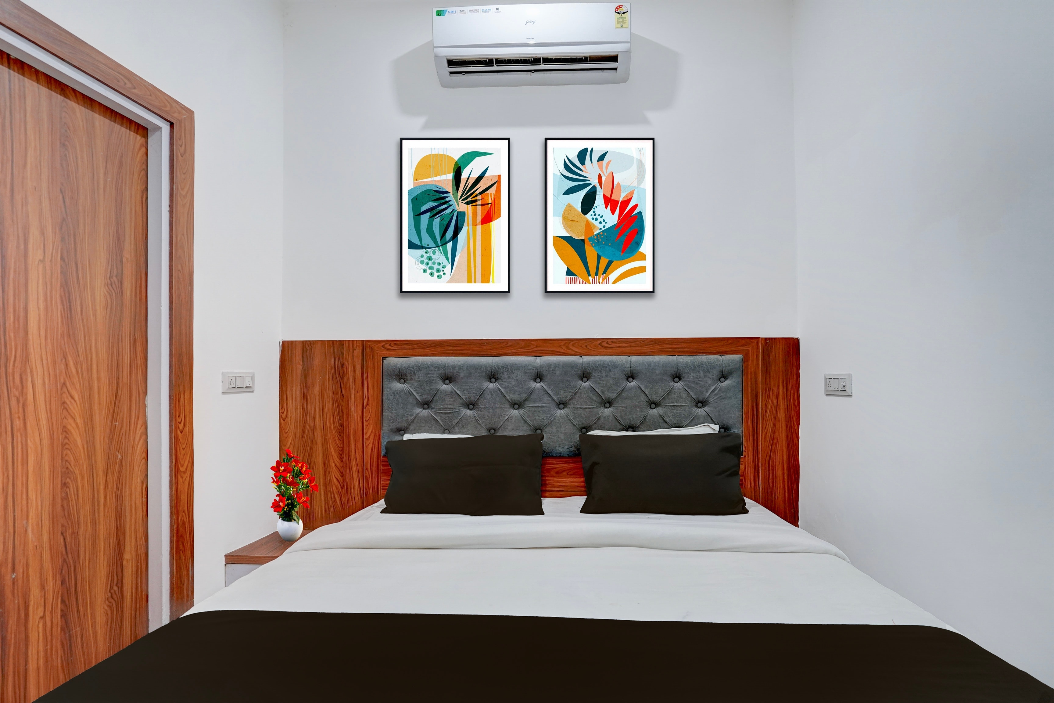 Super Hotel O Greater Noida West Link Road Formerly Advent - Tap to explore photos