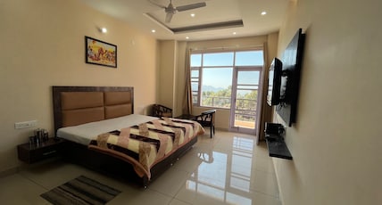 The Green Retreat Homestay Room Type - Bedroom 1