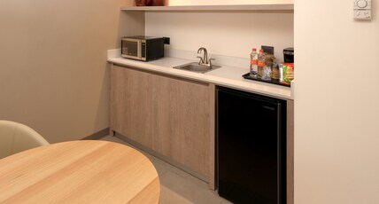 Holiday Inn Express MONTERREY GALERIAS-SN JERONIMO Room Type - 1 King Standard with Kitchenette