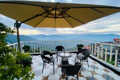 DENKA STAY DARJEELING