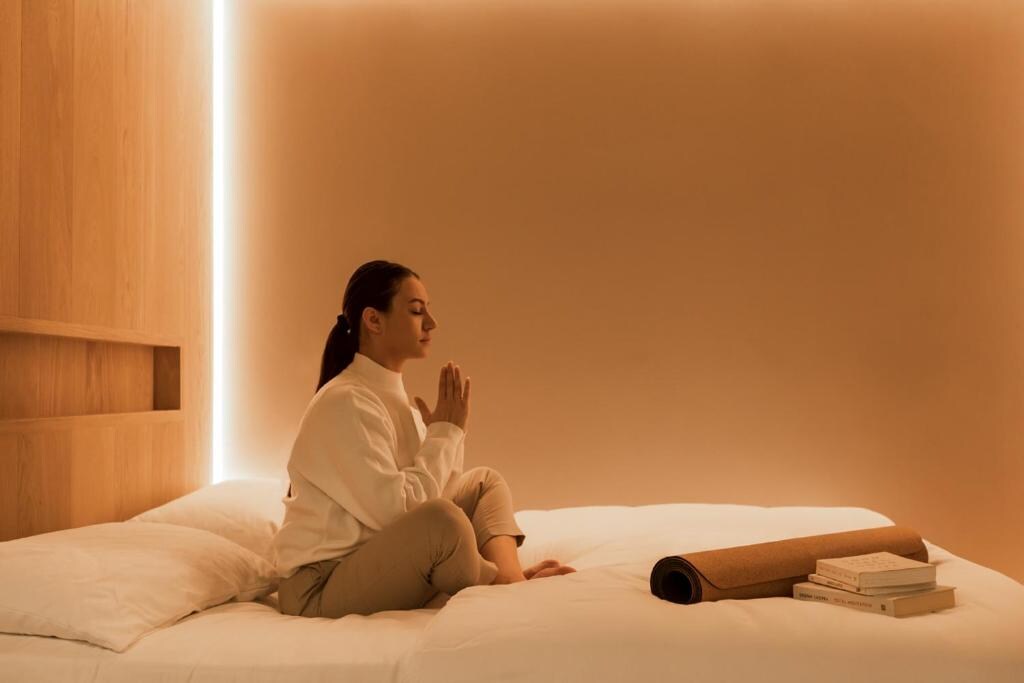 Zedwell Knightsbridge Hotel - Tap to explore photos