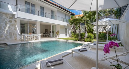 Villa Manis Cantik Room Type - Villa Manis Cantik