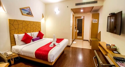 Hotel Rockdale Room Type - Deluxe Room - Twin Bed