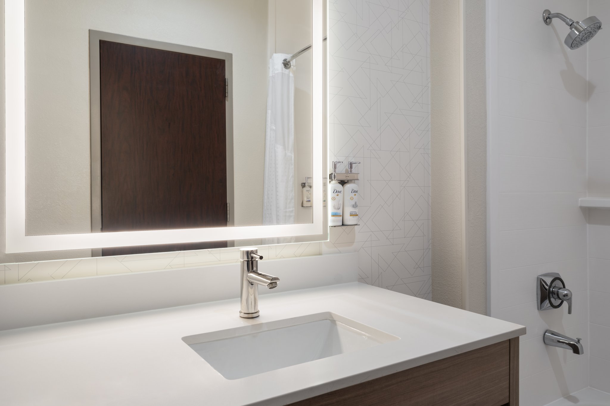 Holiday Inn Express & Suites AMERICAN FORK- NORTH PROVO - Tap to explore photos