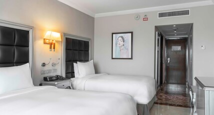 Hilton Alexandria Corniche Room Type - TWIN EXECUTIVE ROOM