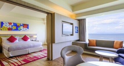 Mercure Penang Beach Room Type - Superior Suite with 1 King-size Bed, Ocean view Mercure Penang Beach Room Type - Superior Suite with 1 King-size Bed, Ocean view