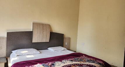Hotel Shakuntala Room Type - Super Deluxe Room