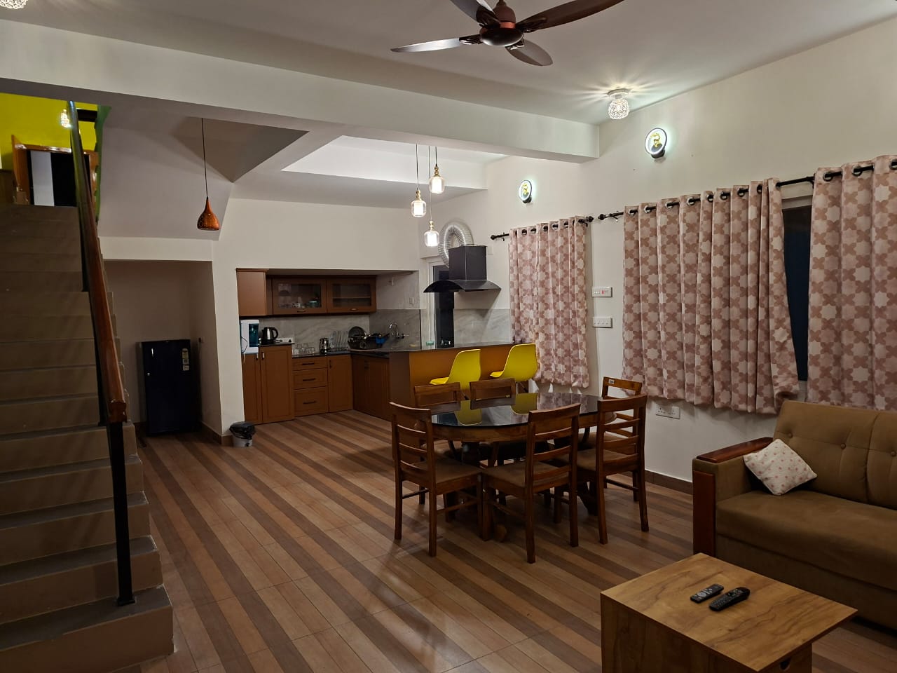 Anugraha Home Stay - Tap to explore photos
