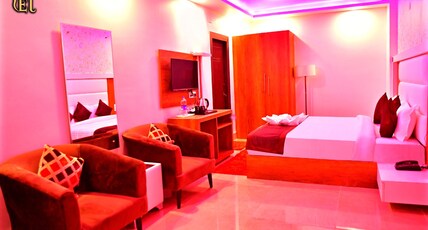 Elgrovia The Hotel Room Type - Deluxe Four Bed