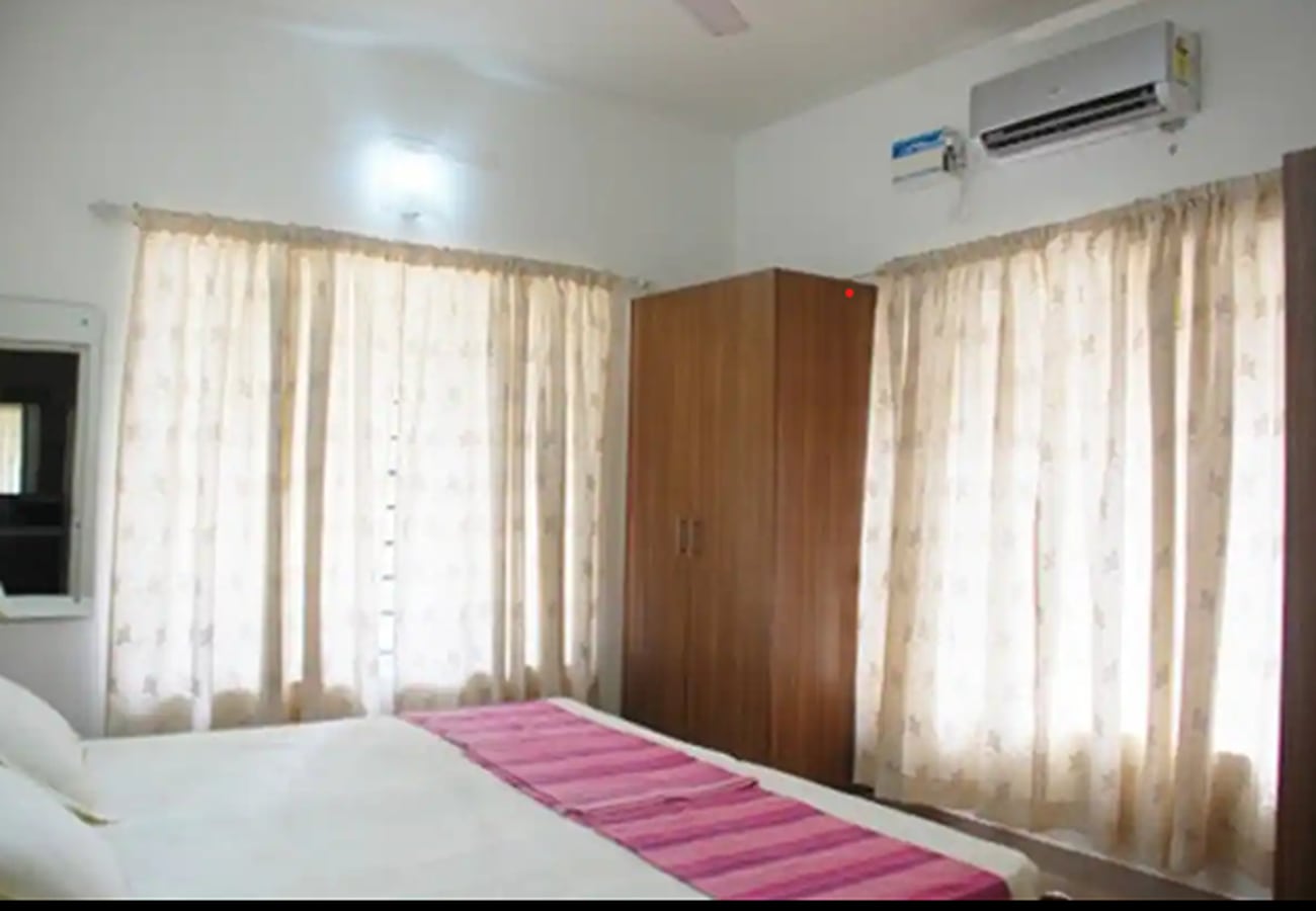 3BHK Apartment by Honey Serviced Apartment - Tap to explore photos