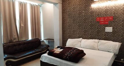 Garg Residency Room Type - Deluxe Room