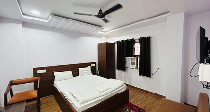 Hotel Darbar International Room Type - SUPER DELUXE ROOM