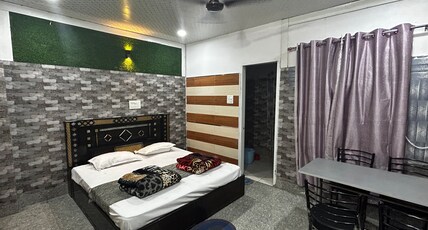 Hotel R K Inn Room Type - NON AC Room