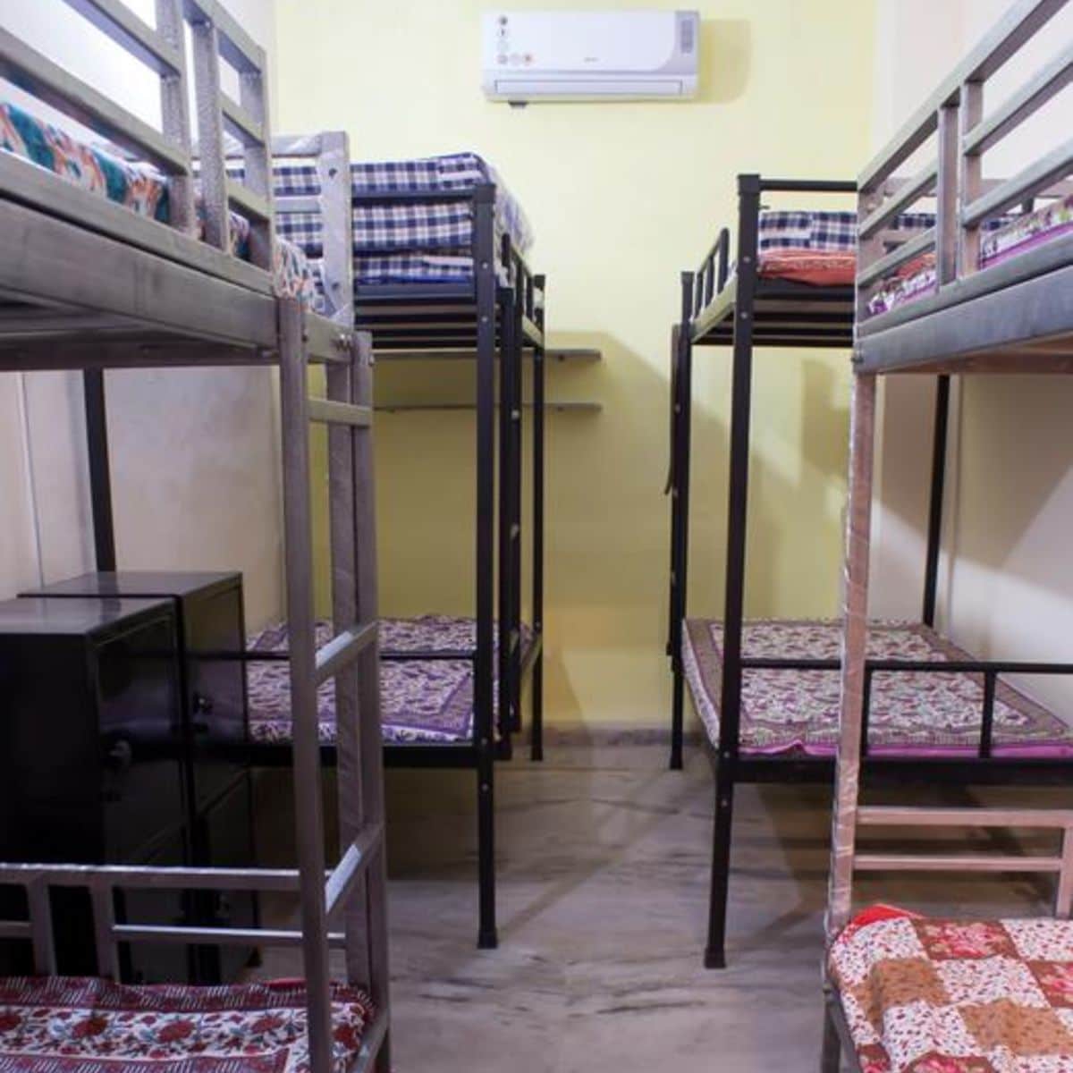 NANUS HOSTEL - Tap to explore photos