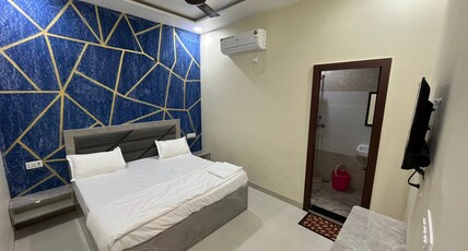 TULSI MAHAL RESIDENCY Room Type - Deluxe