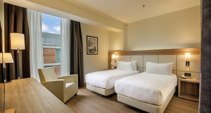 DoubleTree by Hilton Milan Room Type - 2 TWIN BEDS GUESTROOM
