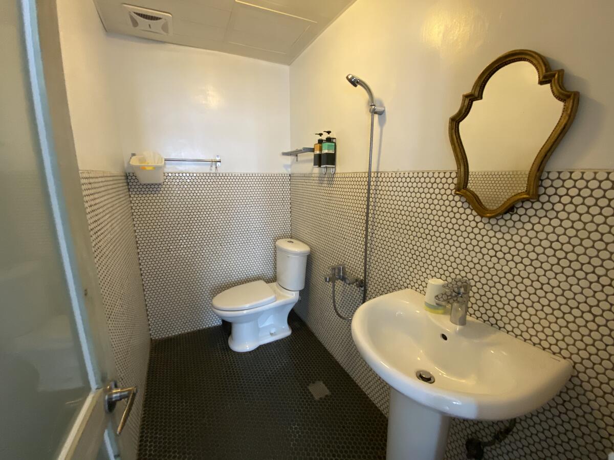 Hotel Mangalik - Tap to explore photos