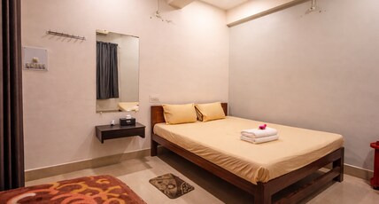Pather Sathi Farakka Room Type - Standard Room with Free Breakfast