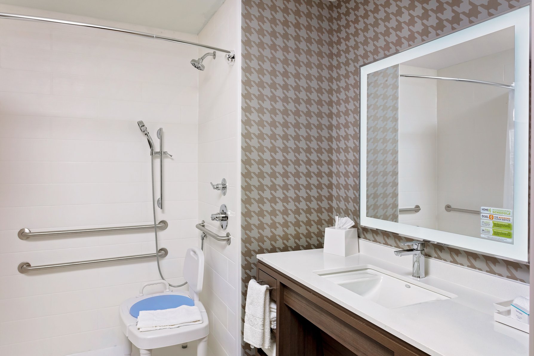 Home2 Suites by Hilton Rosenberg/Sugar Land Area - Tap to explore photos