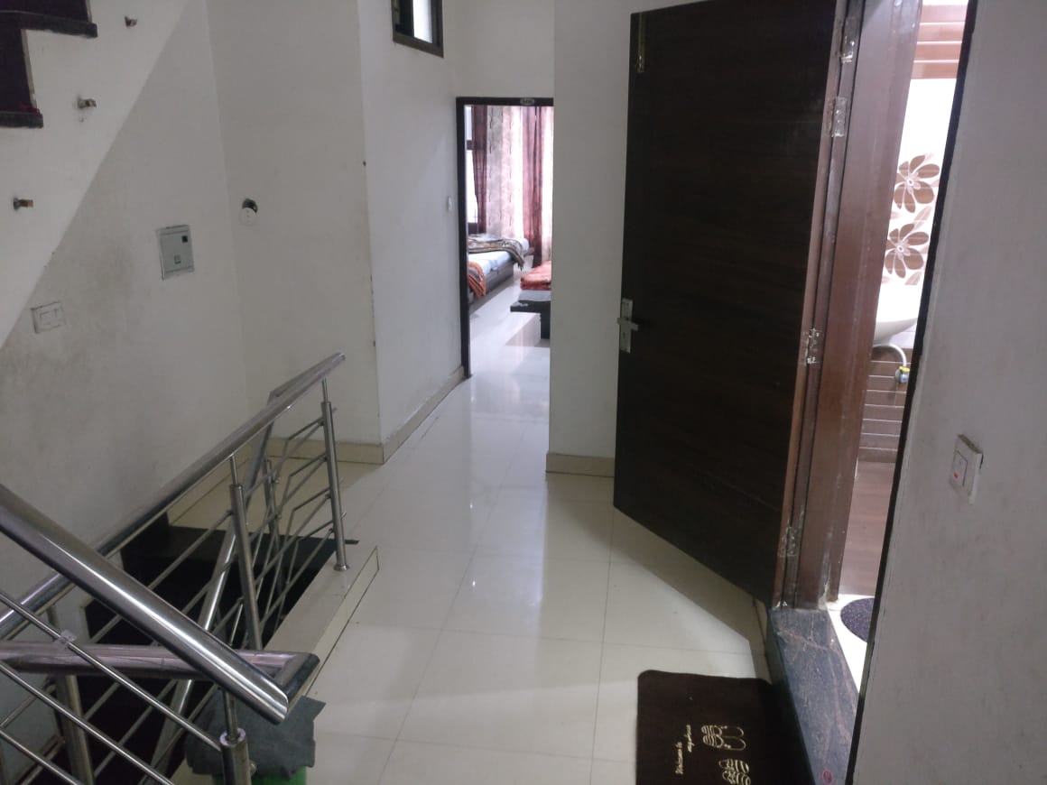 Vishal Homestay - Tap to explore photos