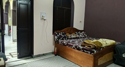 Tani House Room Type - Deluxe Room With Attach Washroom 