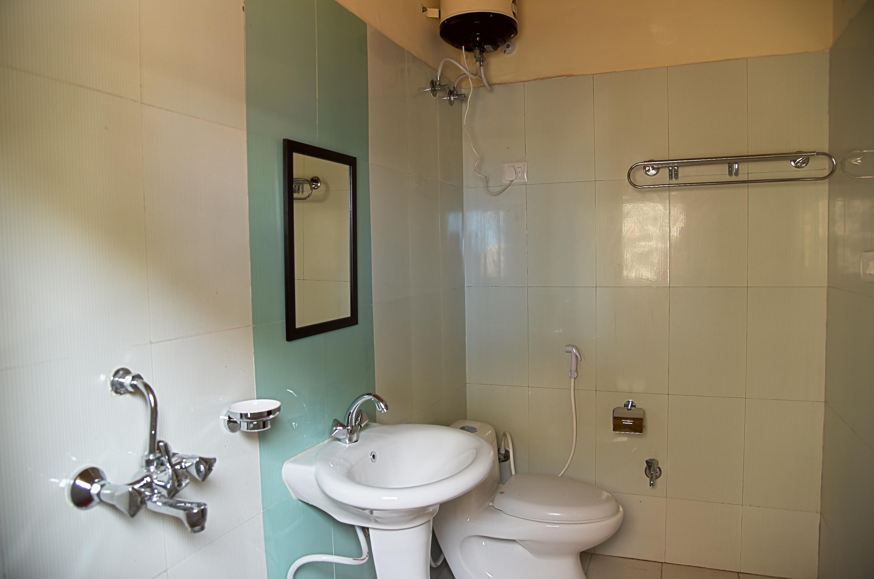 Leena Holiday Home- 1 BHK Cottage - Tap to explore photos