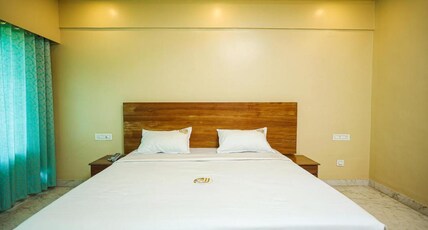 Hotel Liwa Tower Room Type - DELUXE AC ROOM