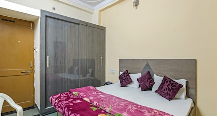 Hotel Sagar palace Room Type - Standard Non Ac Room Hotel Sagar palace Room Type - Standard Non Ac Room
