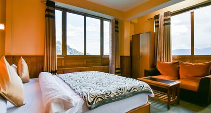 Hotel Helia Room Type - Deluxe Mountain View Room with Hill View