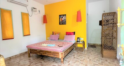 Blue Moon Guest House Room Type - Super Deluxe