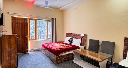 Raj Hotel Room Type - 2 KING BED 1 ROOM