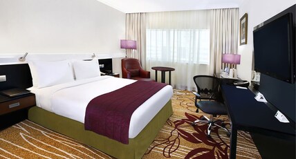 Vision Imperial Hotel (formerly known as Excelsior Hotel Downtown) Room Type - Superior Room with Bathtub Exclusive
