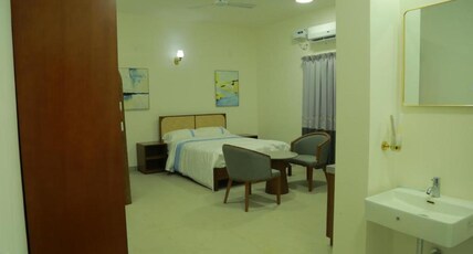 RS HONEY STAY Room Type - Premium Room with meeting