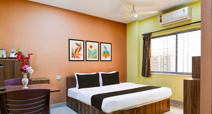 Hotel O Beleghata Formerly Santoshi Banquet And Marriage Hall Room Type - Deluxe