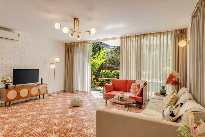 Stylish 2BR w Pool near Candolim and Coco Beach | Hireavilla - Tap to explore photos