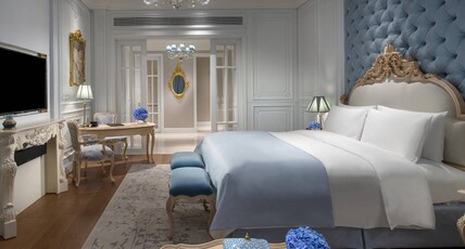 Sofitel Foshan Room Type - LUXURY PREMIUM ROOM, Club Millsime access,1 King Size Bed, French Dcor, High floor Sofitel Foshan Room Type - LUXURY PREMIUM ROOM, Club Millsime access,1 King Size Bed, French Dcor, High floor