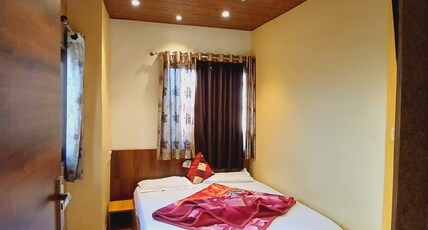 Hotel Star Light, 500 mtr from nakki Lake Room Type - Deluxe Non Ac Room