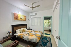 Breezy 1 BHK apartment near beach