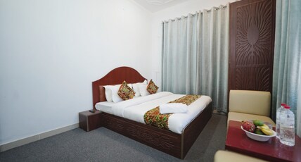 galactic  inn Room Type - Standard Room