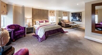 Radisson Blu Hotel, London Bond Street Room Type - Junior Suite