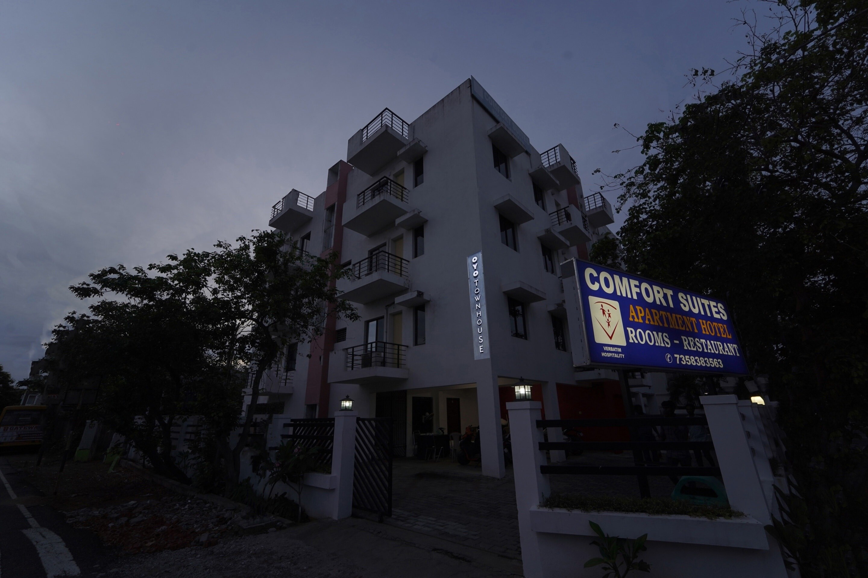 Townhouse 1005 G Silver Hotels & Resorts OMR - Tap to explore photos