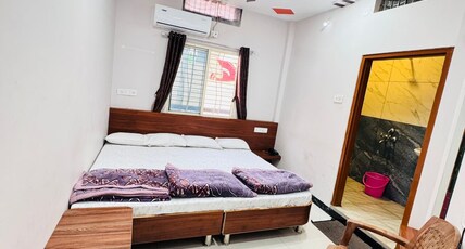 Sahu Palace Home Stay Room Type - 201