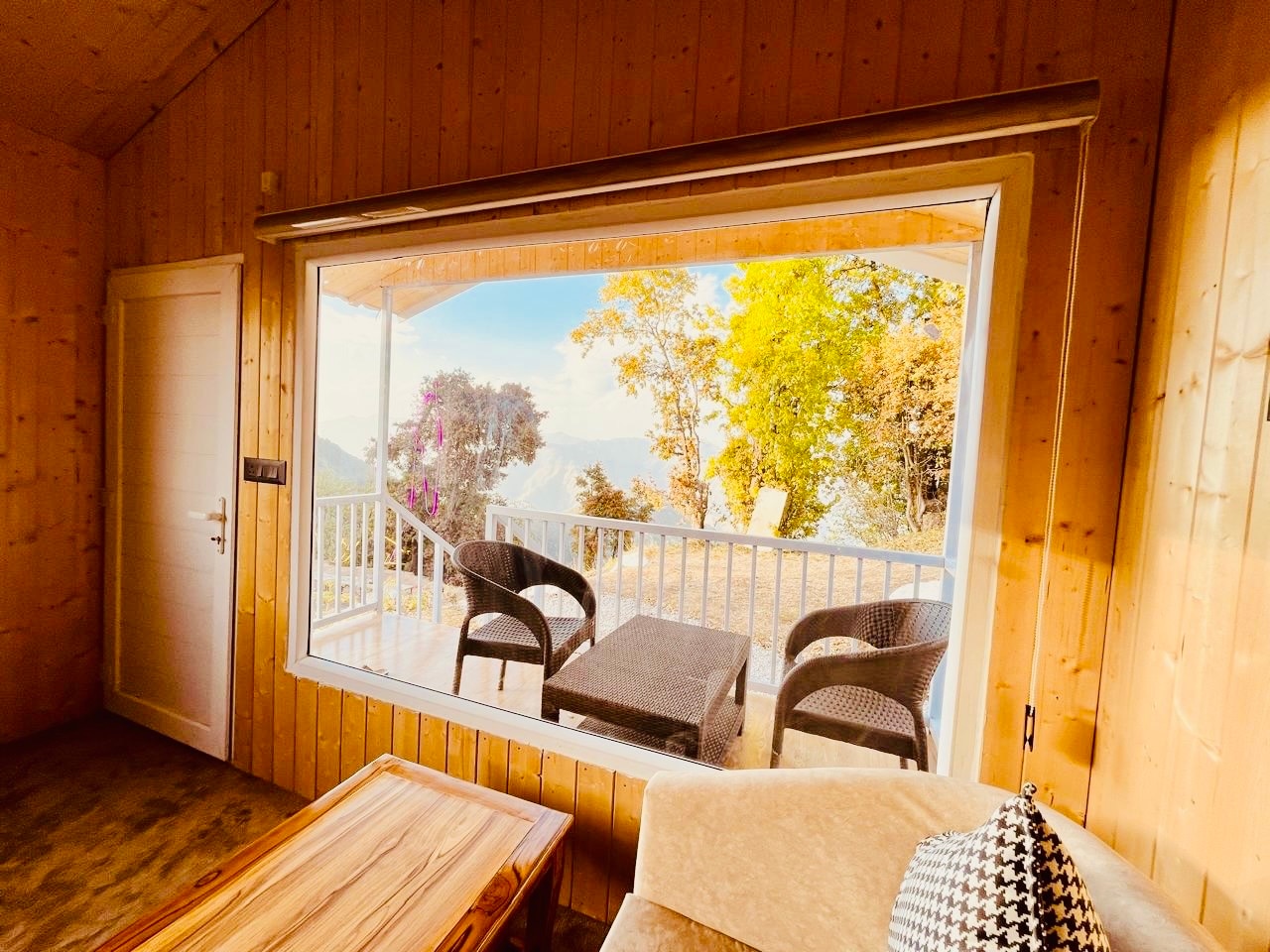 The Grand View Resort Dhanaulti - Tap to explore photos